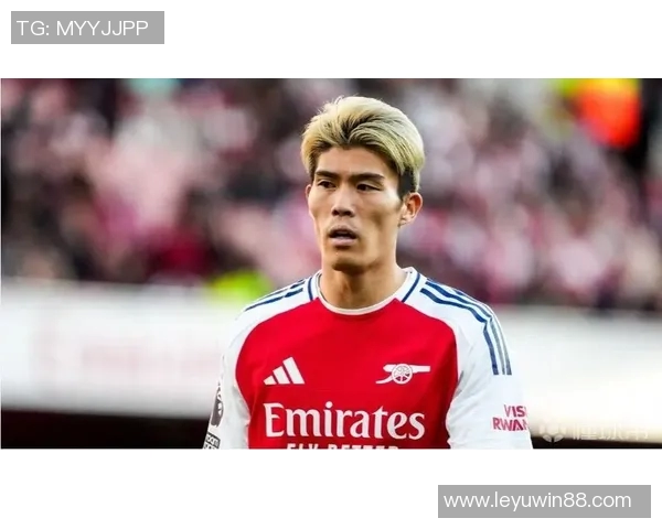 富安健洋与阿森纳解约后即将加盟阿贾克斯签约半年引发关注